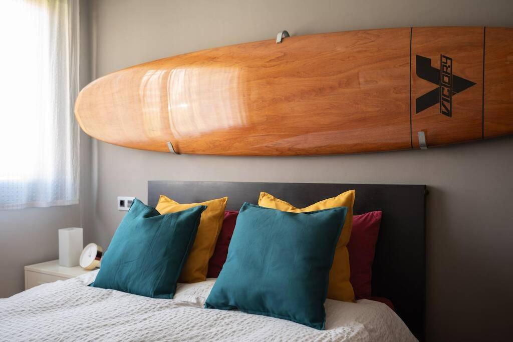 Apartamento Soleado, Aparcamiento Gratuito, A Pie Del Centro Apartment Oviedo Luaran gambar